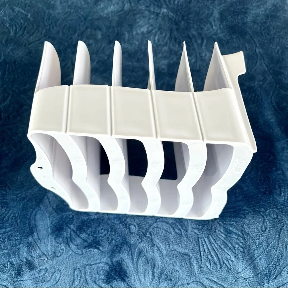 Kiinde Keeper 5-Slot Breast Milk Storage Organizer white baby